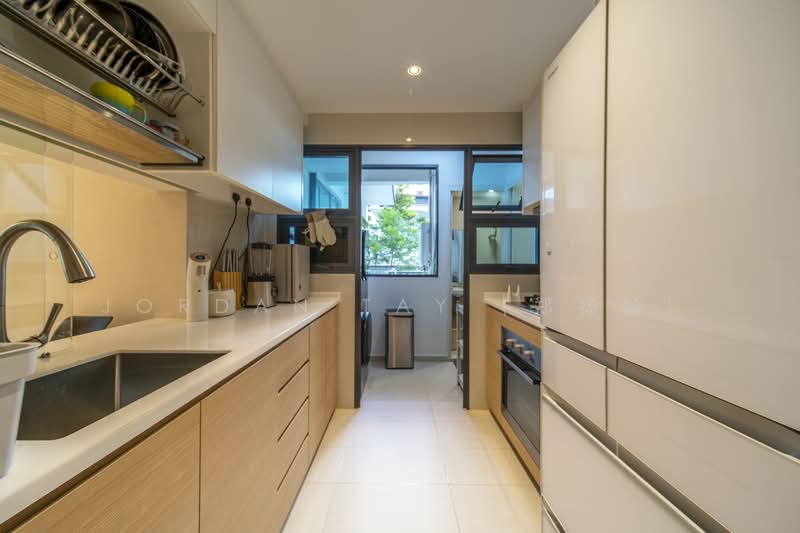 Treasure at Tampines Condominium For Sale at S$ 1,860,000 | PropertyGuru Singapore - Kitchen