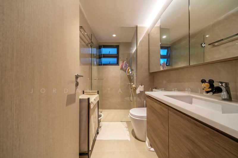 Treasure at Tampines Condominium For Sale at S$ 1,860,000 | PropertyGuru Singapore - Bathroom