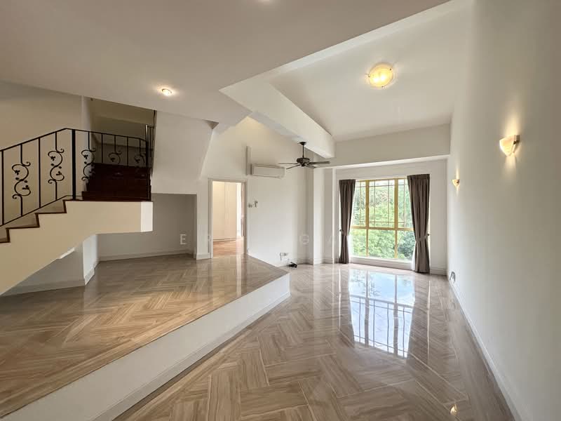 Orange Regency, 101 Fernhill Road, 4 Bedrooms, 2,433 sqft, Apartment For Rent, by Eric Gan, 500062196 - Living Room - PropertyGuru.com.sg