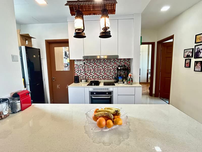 Cavendish Park Condominium For Sale at S$ 1,890,000 | PropertyGuru Singapore - Kitchen