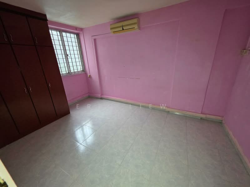 130 Marsiling Rise HDB Flat For Sale at S$ 371,000 | PropertyGuru Singapore - Bedroom