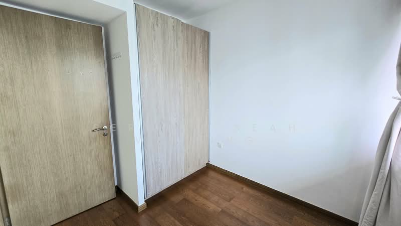 Kingsford Waterbay Condominium For Sale at S$ 849,999 | PropertyGuru Singapore - Bedroom