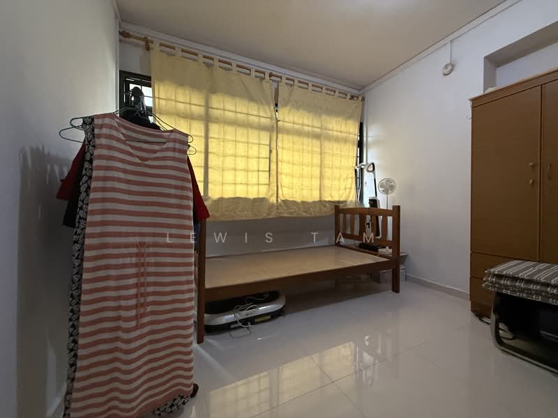 154 Gangsa Road HDB Flat For Sale at S$ 799,999 | PropertyGuru Singapore - Bedroom