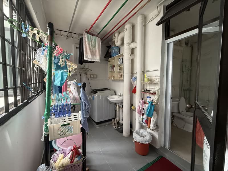 154 Gangsa Road HDB Flat For Sale at S$ 799,999 | PropertyGuru Singapore - Bathroom