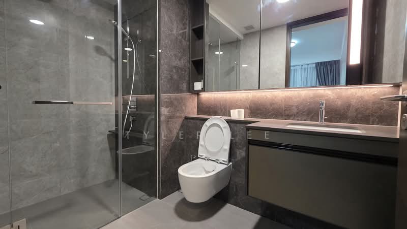 Tembusu Grand, 96 Jalan Tembusu, 2 Bedrooms, 743 sqft, Condominium For Rent, by Tyler Lee, 500062240 - Bathroom - PropertyGuru.com.sg