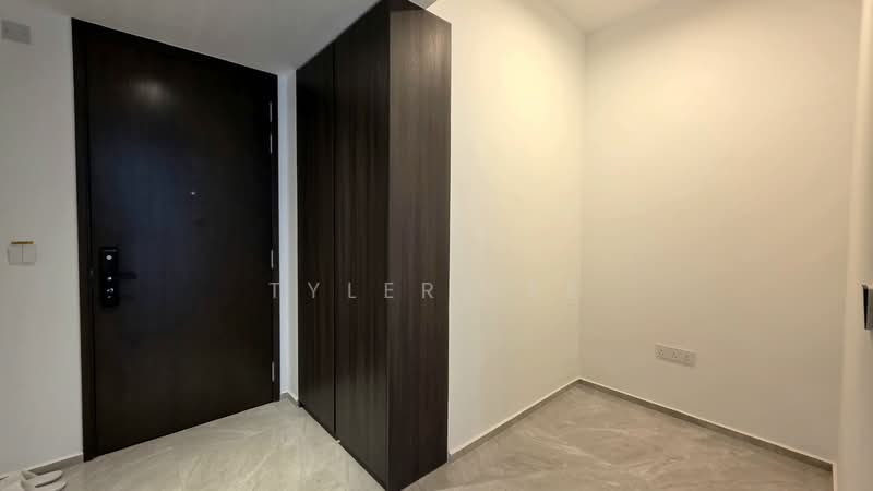 Tembusu Grand, 96 Jalan Tembusu, 2 Bedrooms, 743 sqft, Condominium For Rent, by Tyler Lee, 500062240 - Entrance - PropertyGuru.com.sg