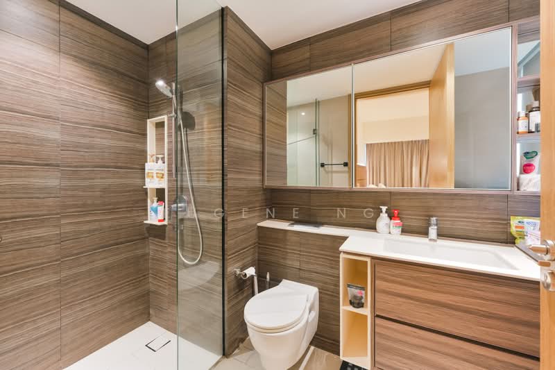 Coco Palms Condominium For Sale at S$ 1,650,000 | PropertyGuru Singapore - Bathroom