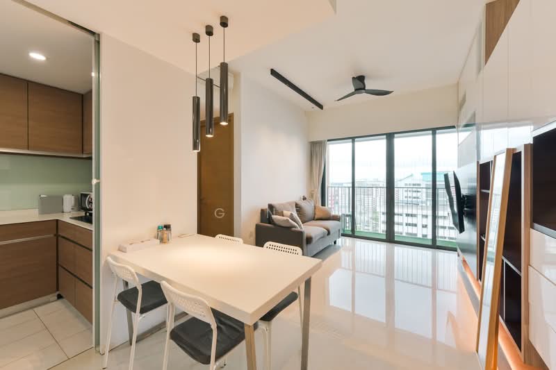 Coco Palms Condominium For Sale at S$ 1,650,000 | PropertyGuru Singapore - Living Room