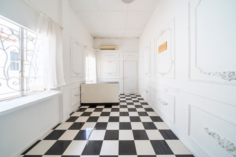 Emerald Hill Conservation Area Terraced House For Sale at S$ 11,800,000 | PropertyGuru Singapore - Interior