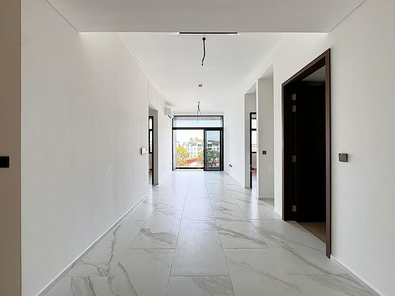 Claydence Apartment For Sale at S$ 3,413,800 | PropertyGuru Singapore - Corridor