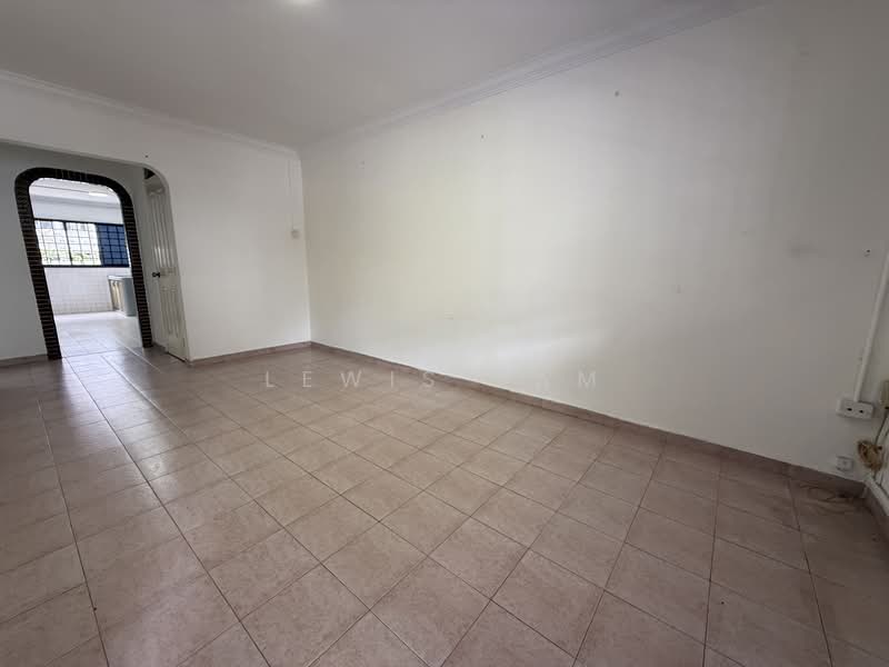 339 Bukit Batok Street 34 HDB Flat For Sale at S$ 515,000 | PropertyGuru Singapore - Interior