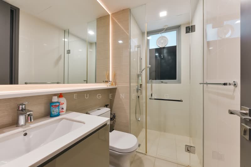 Bartley Ridge Condominium For Sale at S$ 2,200,000 | PropertyGuru Singapore - Bathroom