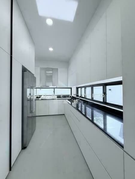 27 cactus crescent detached brand new Detached House For Sale at S$ 14,900,000 | PropertyGuru Singapore - Kitchen