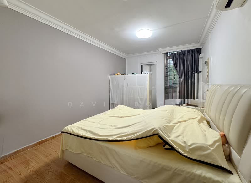 603 Hougang Avenue 4 HDB Flat For Sale at S$ 628,000 | PropertyGuru Singapore - Bedroom