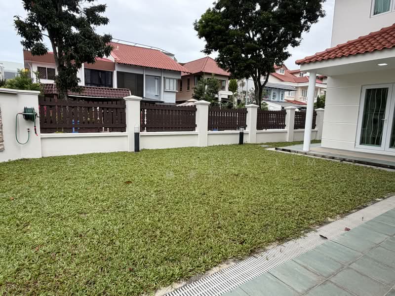 Coldstream Avenue, Coldstream Avenue, 5 Bedrooms, 4,700 sqft, Detached House For Rent, by Chris Mulia Lim 林德和, 500062271 - Exterior - PropertyGuru.com.sg