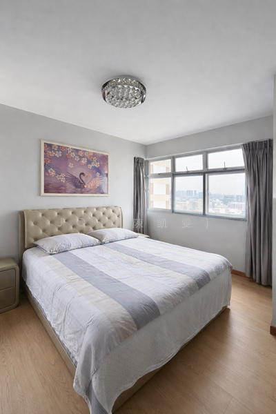 293C Bukit Batok Street 21 HDB Flat For Sale at S$ 849,999 | PropertyGuru Singapore - Bedroom