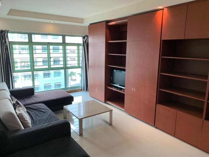 637B Punggol Drive HDB Flat For Sale at S$ 860,000 | PropertyGuru Singapore - Living Room