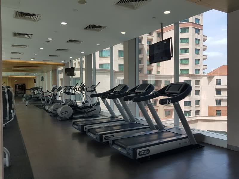 The Central, 8 Eu Tong Sen Street, Boat Quay / Raffles Place / Marina, 646 sqft, Office For Rent, by Ong Poh Lin, 500062290 - Gym - CommercialGuru.com.sg