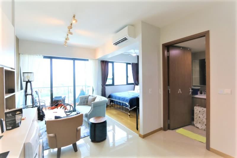 Kingsford Waterbay Apartment For Sale at S$ 747,000 | PropertyGuru Singapore - Living Room