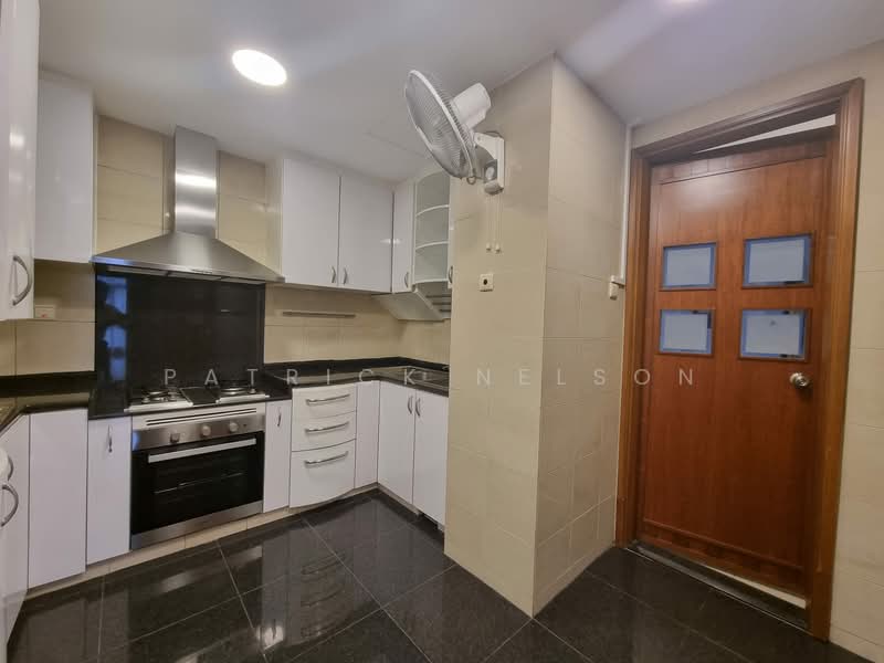 River Place Condominium For Sale at S$ 4,221,000 | PropertyGuru Singapore - Kitchen