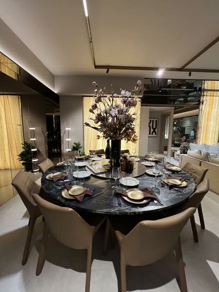 River Modern Condominium For Sale at S$ 6,000,000 | PropertyGuru Singapore - Dining Room