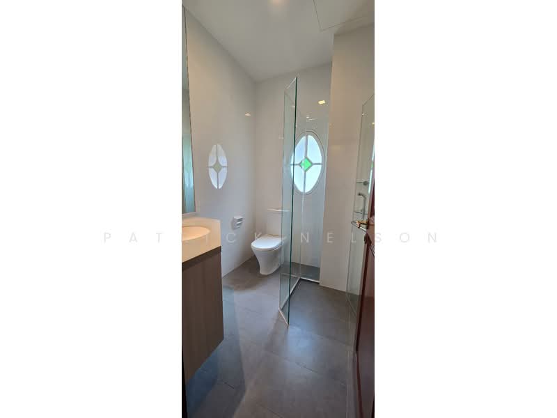 Gentle Villas Semi-Detached House For Sale at S$ 6,843,350 | PropertyGuru Singapore - Bathroom