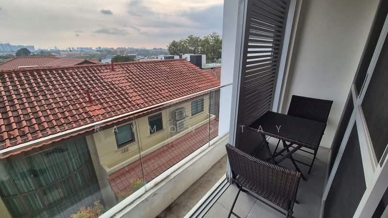 D' Chateau @ Shelford, 25 Shelford Road, Room Rental, 170 sqft, Condominium For Rent, by Raymond Tay, 500062327 - Balcony - PropertyGuru.com.sg