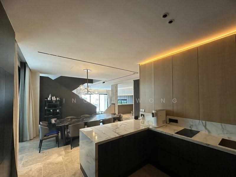 D15 SIGLAP BANK / SIGLAP HILL Detached House For Sale at S$ 13,500,000 | PropertyGuru Singapore - Kitchen