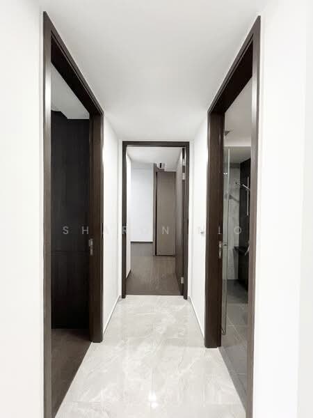 Tembusu Grand Condominium For Sale at S$ 2,150,000 | PropertyGuru Singapore - Corridor