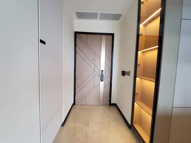 Perfect Ten Condominium For Sale at S$ 2,500,000 | PropertyGuru Singapore - Entrance