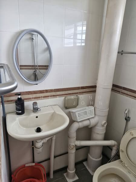 50 Chai Chee Street, 50 Chai Chee Street, Room Rental, 150 sqft, HDB Flat For Rent, by Chee Kong Chng John, 500062357 - Bathroom - PropertyGuru.com.sg