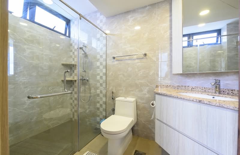 Mandarin Gardens Condominium For Sale at S$ 2,380,000 | PropertyGuru Singapore - Bathroom