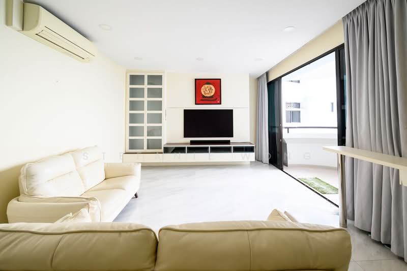 Mandarin Gardens Condominium For Sale at S$ 2,380,000 | PropertyGuru Singapore - Living Room