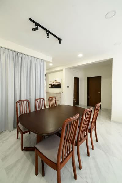 Mandarin Gardens Condominium For Sale at S$ 2,380,000 | PropertyGuru Singapore - Dining Room