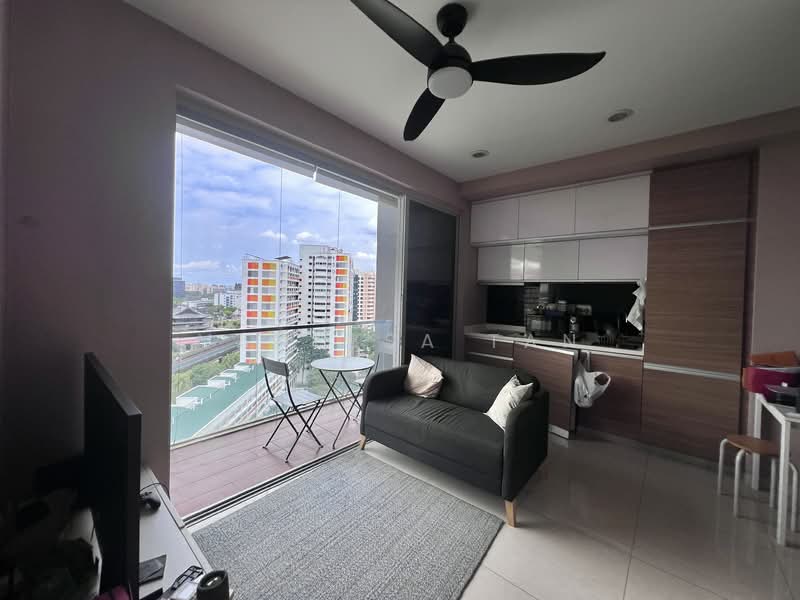 Centra Heights, 455 Sims Avenue, 1 Bedroom, 431 sqft, Condominium For Rent, by Vanessa Tan, 500062385 - Living Room - PropertyGuru.com.sg