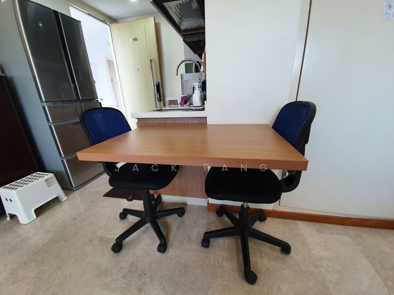 Newton Edge Condominium For Sale at S$ 1,200,000 | PropertyGuru Singapore - Interior