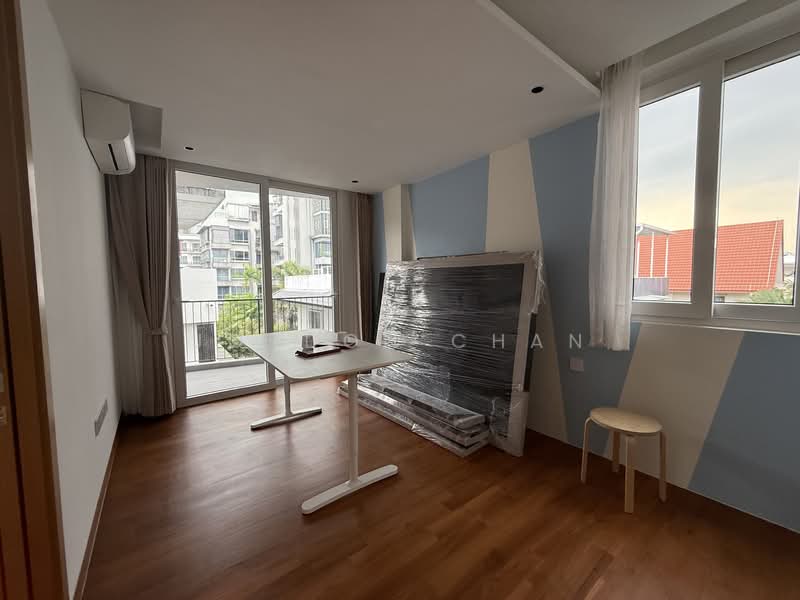 Brand New 5-Storey Corner Terrace Near CHIJ & TAONAN Primary Corner Terrace For Sale at S$ 9,200,000 | PropertyGuru Singapore - Bedroom 2