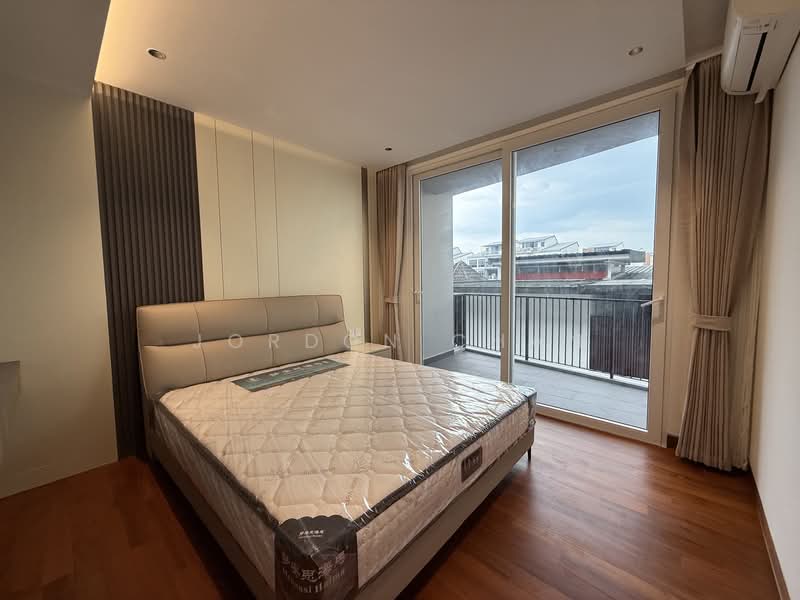 Brand New 5-Storey Corner Terrace Near CHIJ & TAONAN Primary Corner Terrace For Sale at S$ 9,200,000 | PropertyGuru Singapore - Bedroom 4