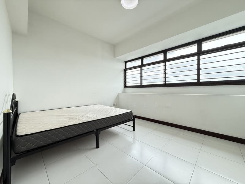 436C Fernvale Road HDB Flat For Sale at S$ 588,000 | PropertyGuru Singapore - Bedroom