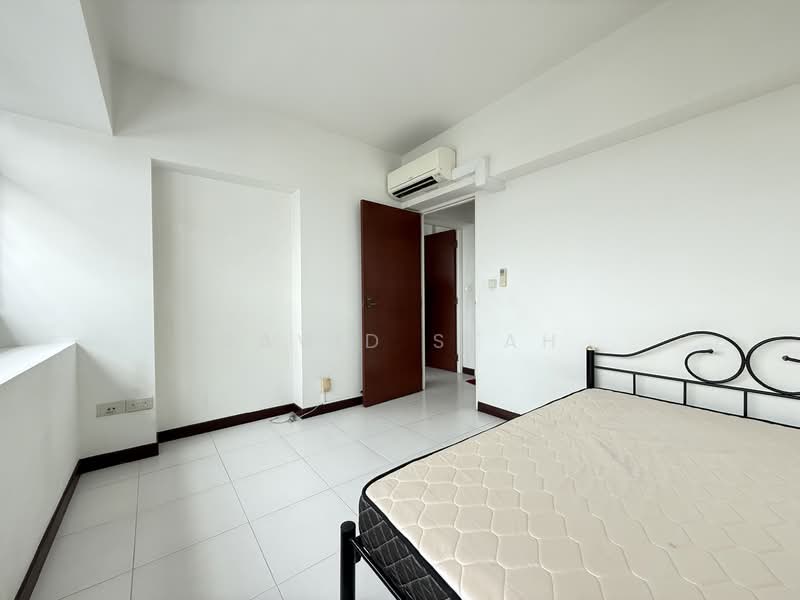 436C Fernvale Road HDB Flat For Sale at S$ 588,000 | PropertyGuru Singapore - Bedroom