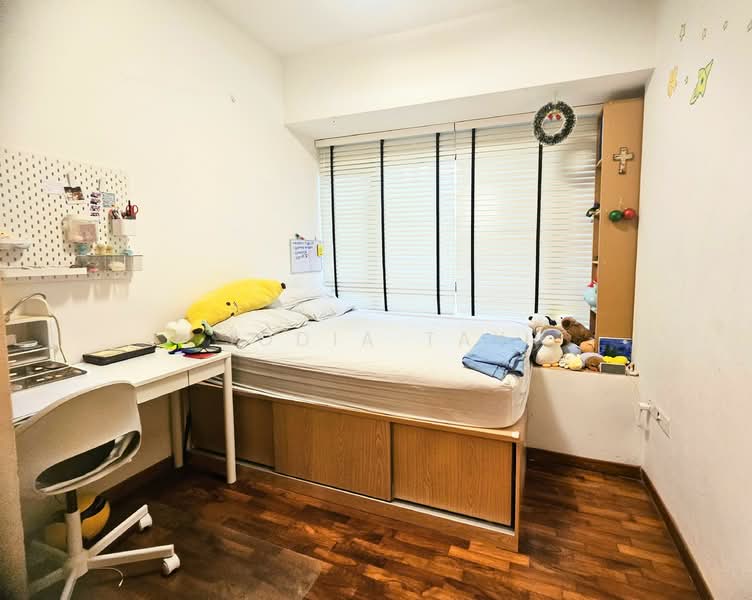 NV Residences Condominium For Sale at S$ 1,750,000 | PropertyGuru Singapore - Bedroom