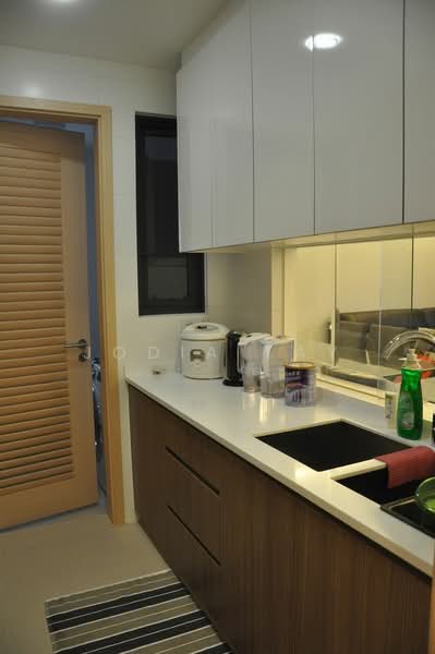 NV Residences Condominium For Sale at S$ 1,750,000 | PropertyGuru Singapore - Kitchen