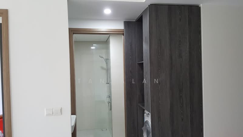 Lakeville, 1 Jurong Lake Link, 1 Bedroom, 560 sqft, Condominium For Rent, by Tan Alan, 500062400 - Bathroom - PropertyGuru.com.sg