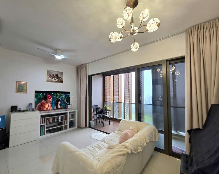 Midwood, 10 Hillview Rise, Dairy Farm / Bukit Panjang / Choa Chu Kang, 4 Bedrooms, 1,259 sqft, Condominium For Sale, by Jocelyn Chia, 500062409 - PropertyGuru.com.sg