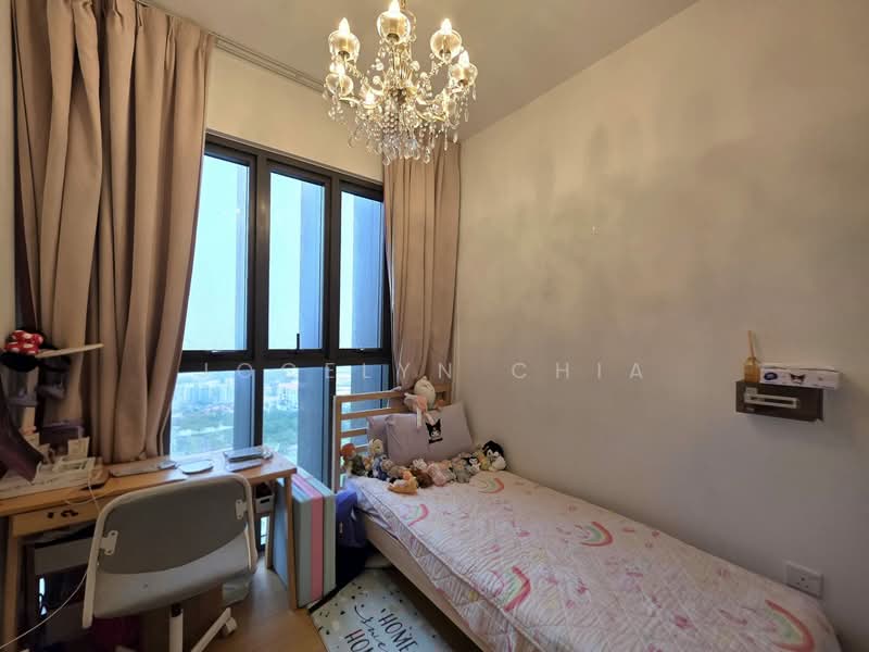 Midwood Condominium For Sale at S$ 2,700,000 | PropertyGuru Singapore - Bedroom