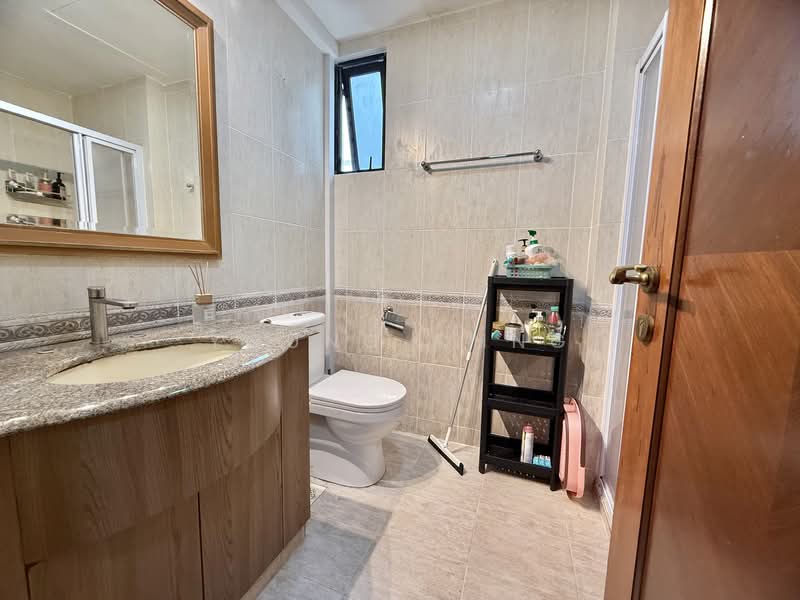 Eastpoint Green, 1 Simei Street 3, Room Rental, 108 sqft, Condominium For Rent, by Young Chng, 500062413 - Bathroom - PropertyGuru.com.sg