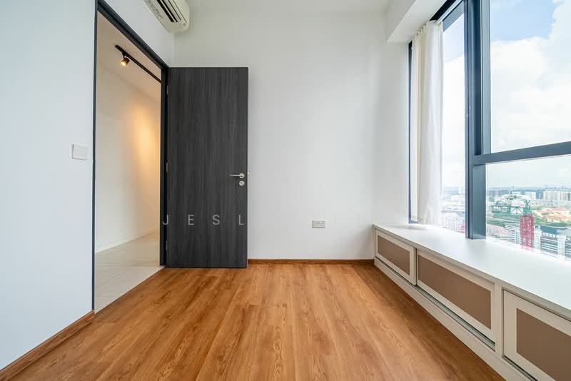 Gem Residences Condominium For Sale at S$ 2,488,000 | PropertyGuru Singapore - Bedroom 2