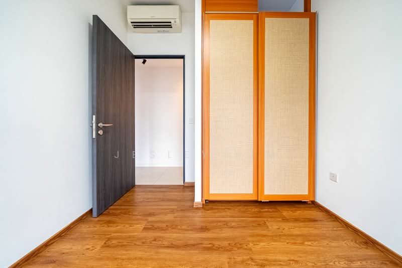 Gem Residences Condominium For Sale at S$ 2,488,000 | PropertyGuru Singapore - Bedroom 1