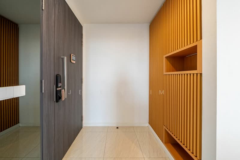 Gem Residences Condominium For Sale at S$ 2,488,000 | PropertyGuru Singapore - Foyer Area