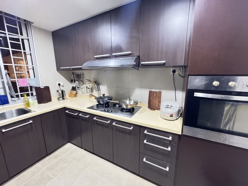 Cavendish Park Condominium For Sale at S$ 1,850,000 | PropertyGuru Singapore - Kitchen